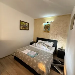 Victor 38 Apartment