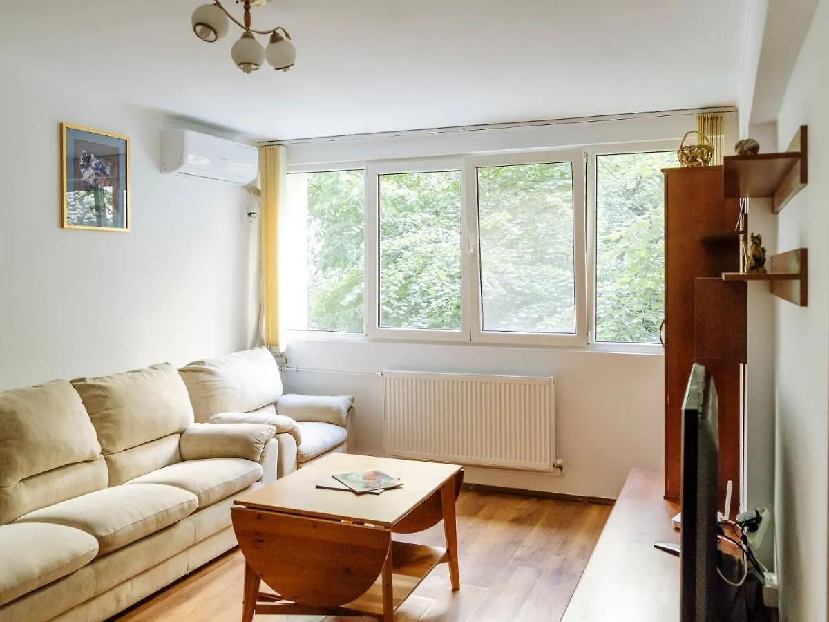 Old Town Historic Apartment With Backyard Mini Park Bucharest