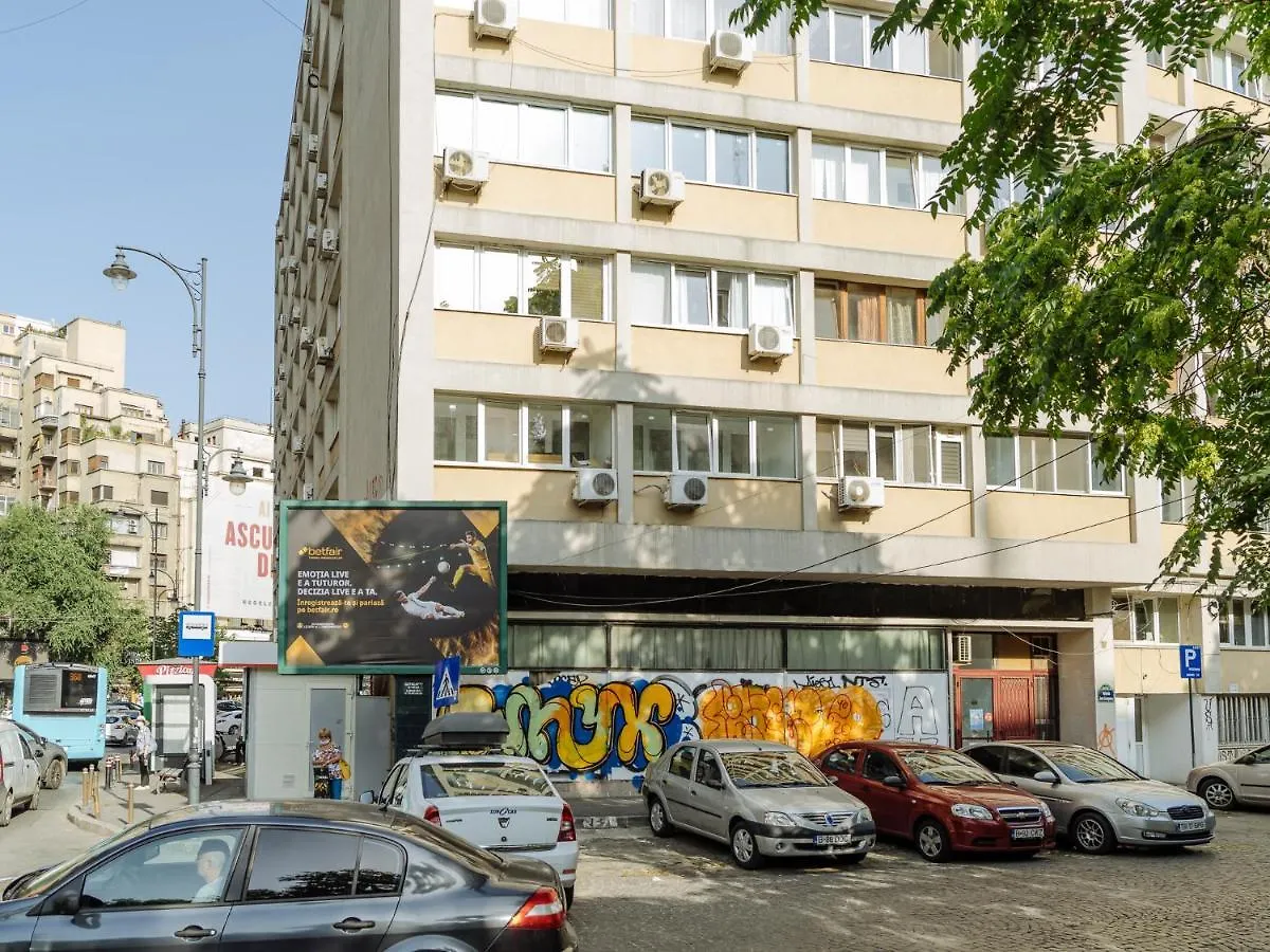 Old Town Historic Apartment With Backyard Mini Park Bucharest