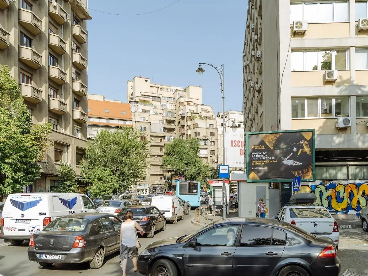 Old Town Historic Apartment With Backyard Mini Park Bucharest